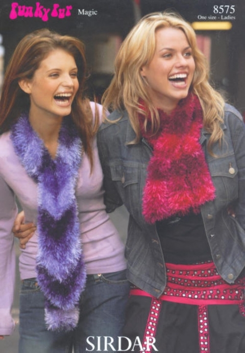 Sirdar Knitting Pattern 8575