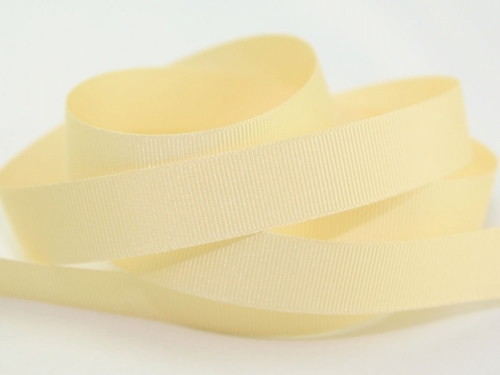 Berisfords Grosgrain Ribbon 9612 Eggshell