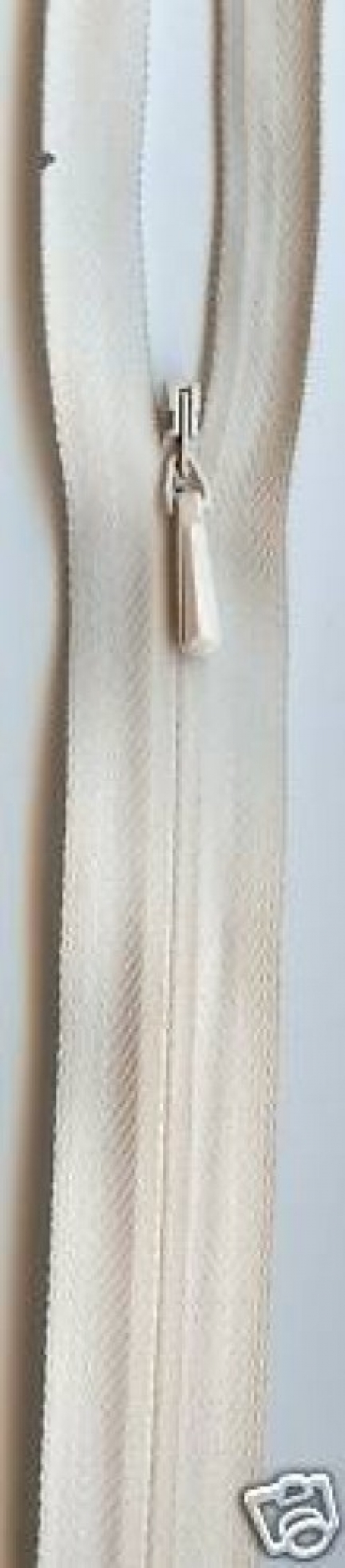 Concealed Invisible Closed End Zips Cream