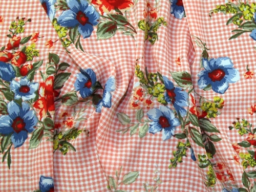 Deadstock Polyester Georgette Fabric Peach
