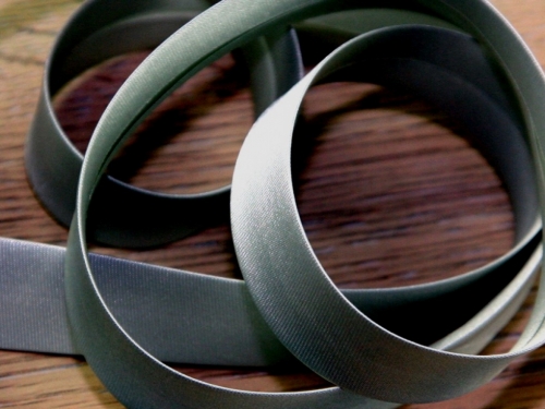 Prym Duchesse Satin Bias Binding Tape Grey