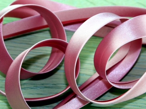 Prym Duchesse Satin Bias Binding Tape Old Rose