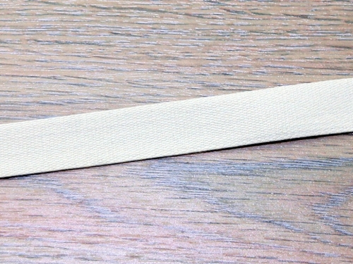 Essential Trimmings Premium Cotton Tape Cream