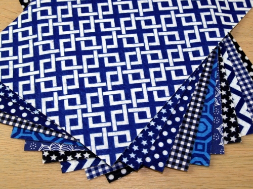 Camelot Fabrics Stiff Felt Fabric Blues