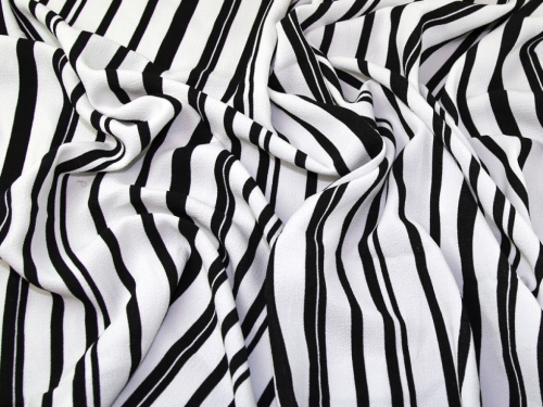 Lady McElroy Stretch Woven Crepe Fabric Black & White