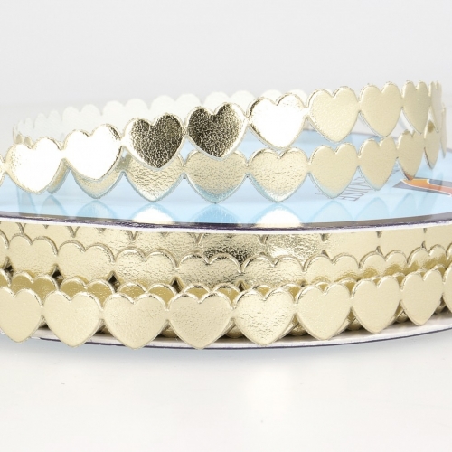 Stephanoise Metallic Heart Trim Gold