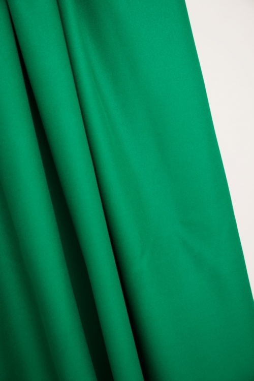 Mind The MAKER Leia Solid Ecovero Viscose Crepe Fabric Jolly Green