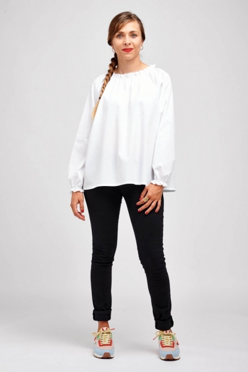 I AM Paper Sewing Pattern Hesat Blouse