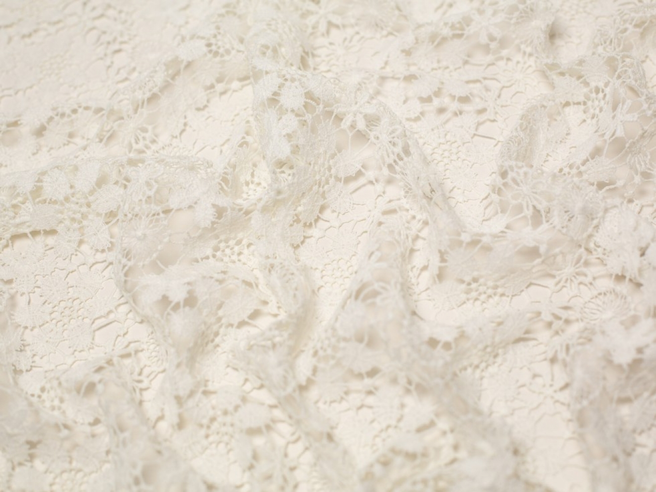 Minerva Core Range Donna Cotton Lace Fabric Ivory