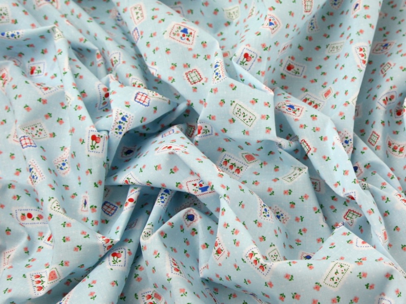 Printed Polycotton Fabric Light Blue